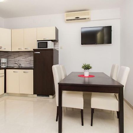 Apartments Mira 巴斯卡 外观 照片