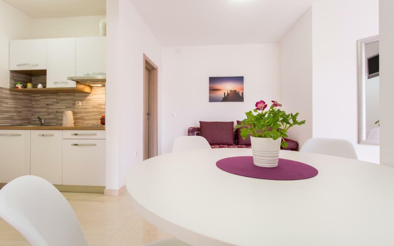 Apartments Mira 巴斯卡 外观 照片