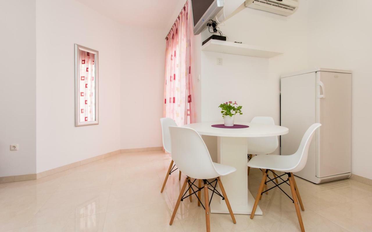 Apartments Mira 巴斯卡 外观 照片