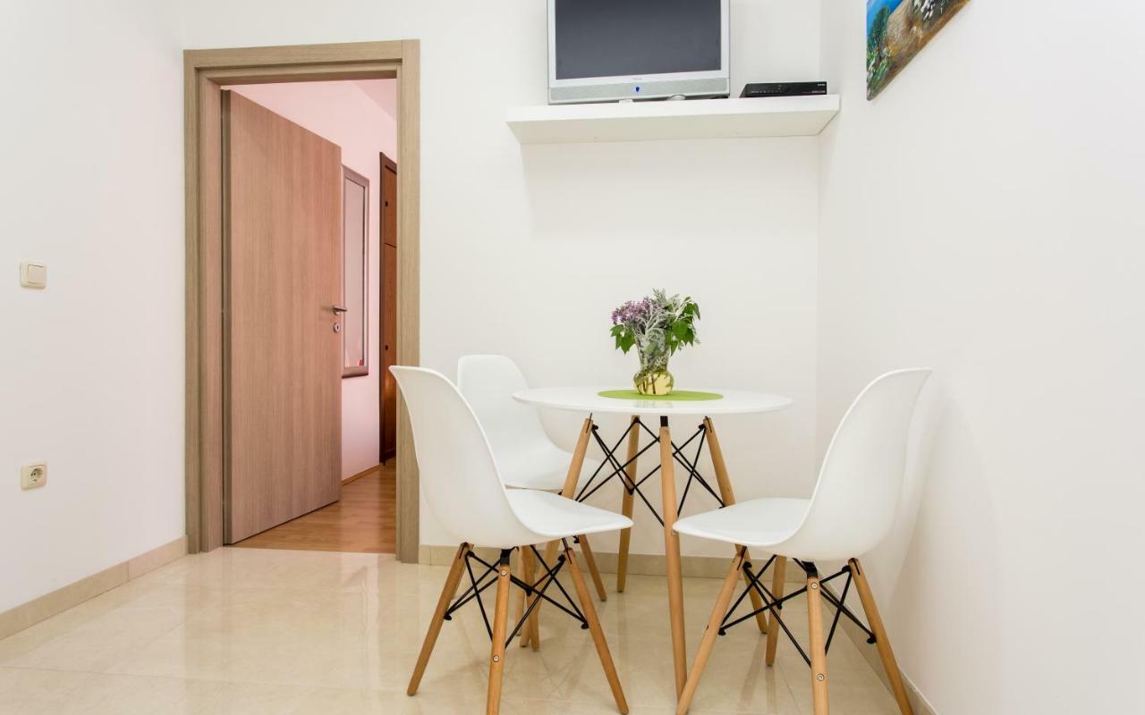 Apartments Mira 巴斯卡 外观 照片