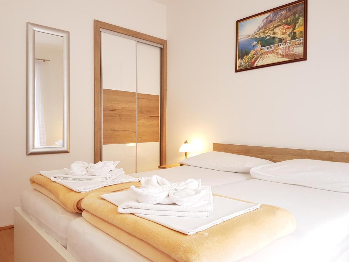 Apartments Mira 巴斯卡 外观 照片